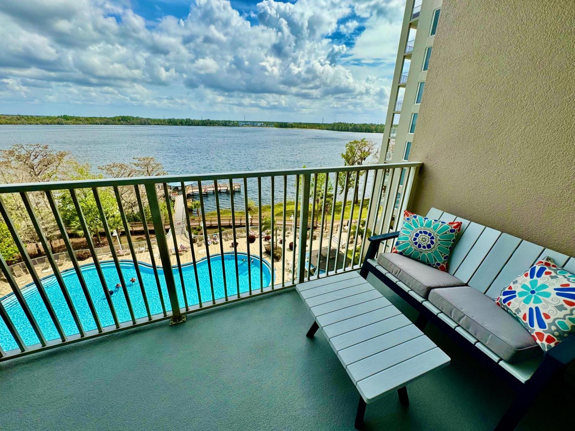 Balcony King Suite - Lake & Pool View Орландо Екстер'єр фото