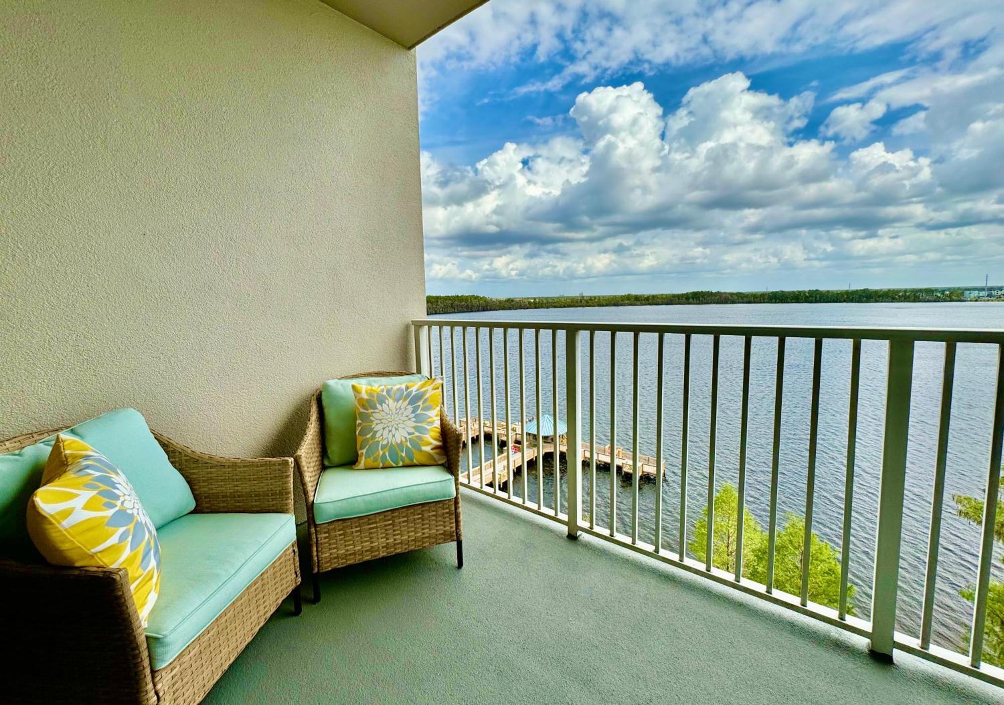 Balcony King Suite - Lake & Pool View Орландо Екстер'єр фото