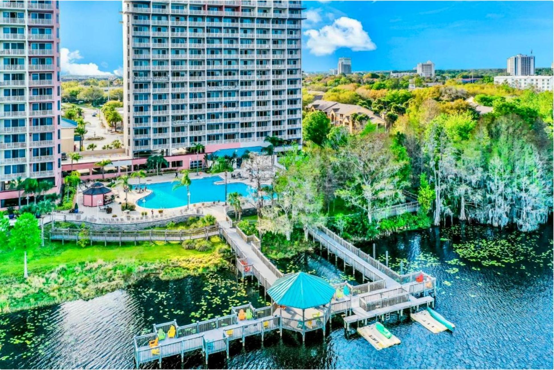 Balcony King Suite - Lake & Pool View Орландо Екстер'єр фото